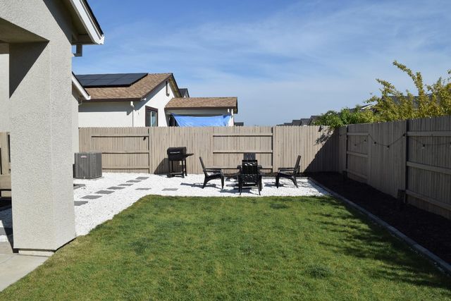 2064 Longmire Loop, Roseville, CA 95747