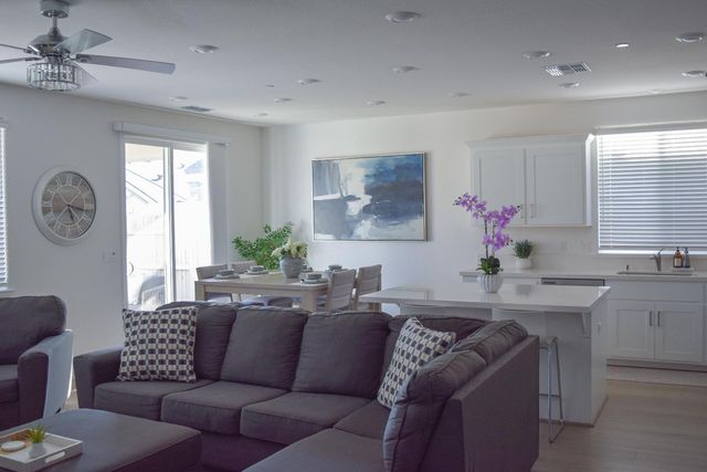 2064 Longmire Loop, Roseville, CA 95747