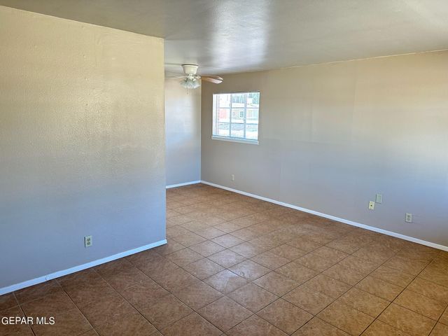 5732 ARROWHEAD Drive, El Paso, TX 79924