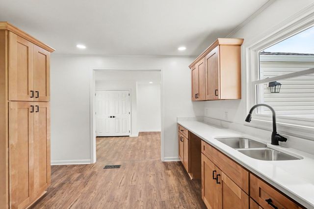 206 Bragg Cir, Tullahoma, TN 37388