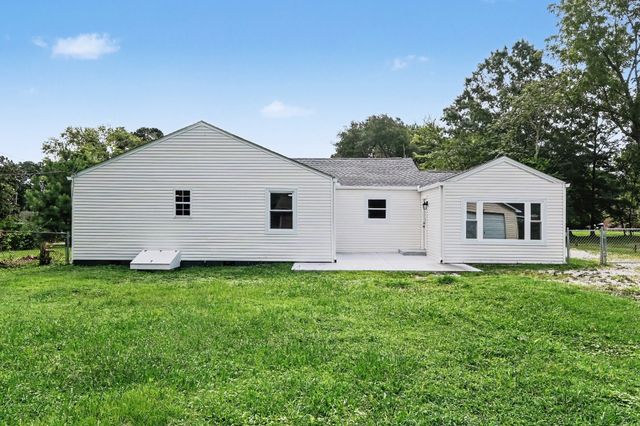 206 Bragg Cir, Tullahoma, TN 37388