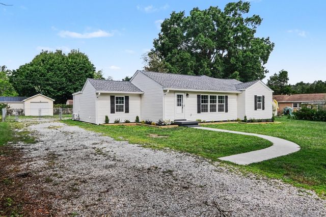 206 Bragg Cir, Tullahoma, TN 37388