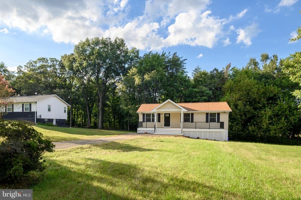 8945 CARROLL HEIGHTS AVE, Jessup, MD 20794