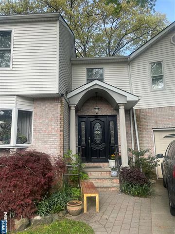 116 Walsh Drive 2, Dumont, NJ 07628
