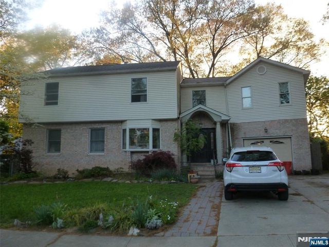116 Walsh Drive 2, Dumont, NJ 07628