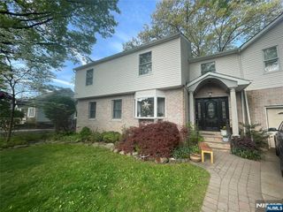 116 Walsh Drive 2, Dumont, NJ 07628