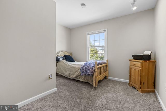 94 GROVEVILLE RD, Trenton, NJ 08620