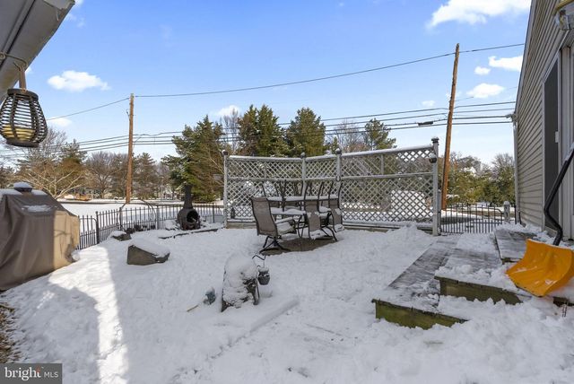 94 GROVEVILLE RD, Trenton, NJ 08620