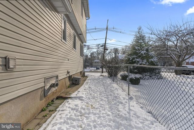 94 GROVEVILLE RD, Trenton, NJ 08620