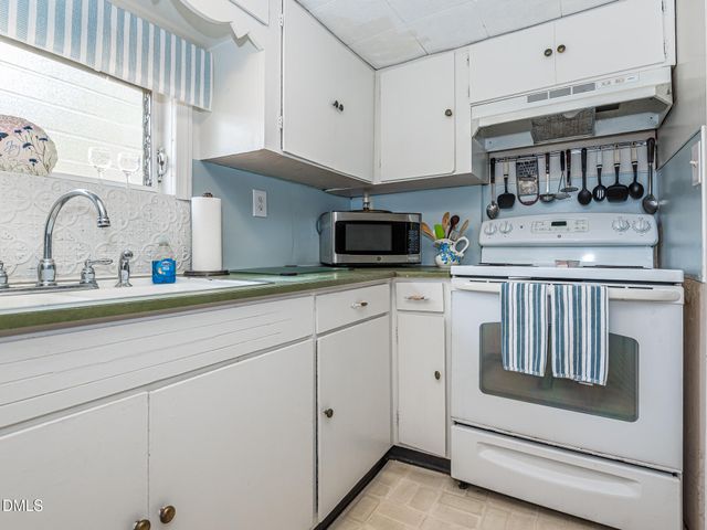 5317 Pine Drive, Raleigh, NC 27606