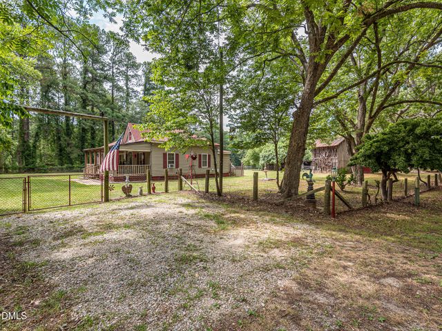 5317 Pine Drive, Raleigh, NC 27606