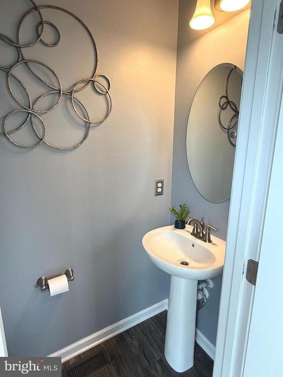 Image 13 of property listing at 3111 POTTERS HILL RD, Hanover, MD 21076
