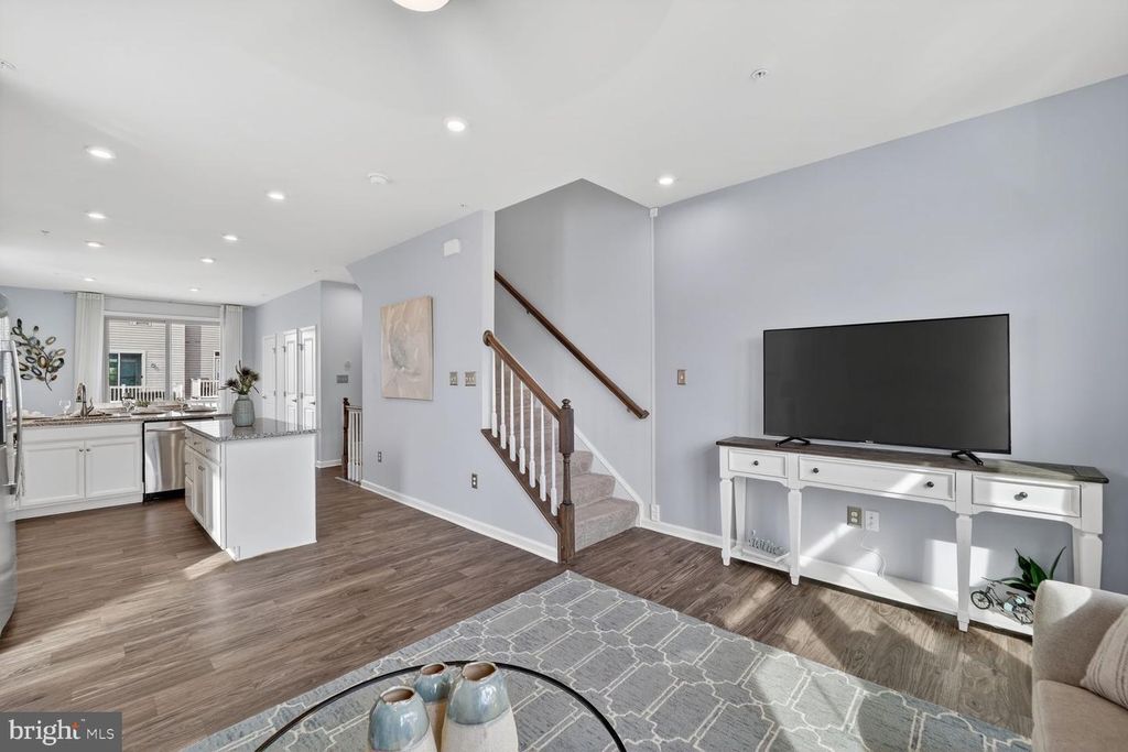 Image 14 of property listing at 3111 POTTERS HILL RD, Hanover, MD 21076