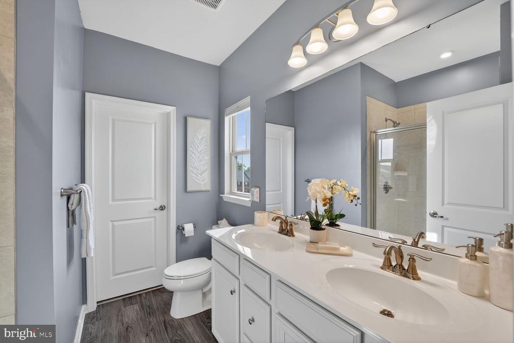 Image 17 of property listing at 3111 POTTERS HILL RD, Hanover, MD 21076
