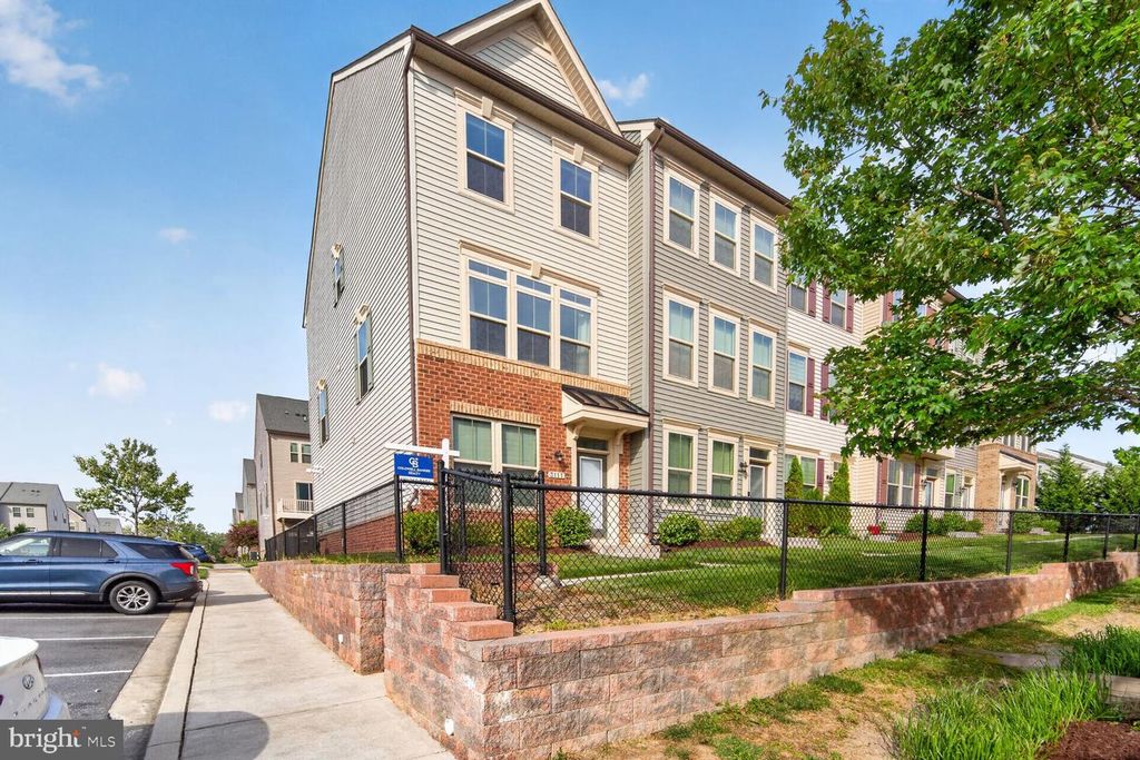 Image 2 of property listing at 3111 POTTERS HILL RD, Hanover, MD 21076