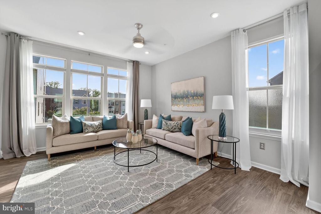 Image 4 of property listing at 3111 POTTERS HILL RD, Hanover, MD 21076