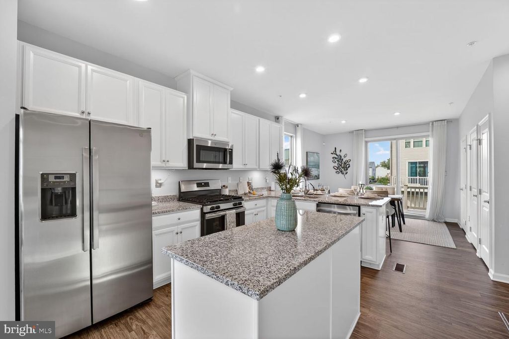 Image 6 of property listing at 3111 POTTERS HILL RD, Hanover, MD 21076