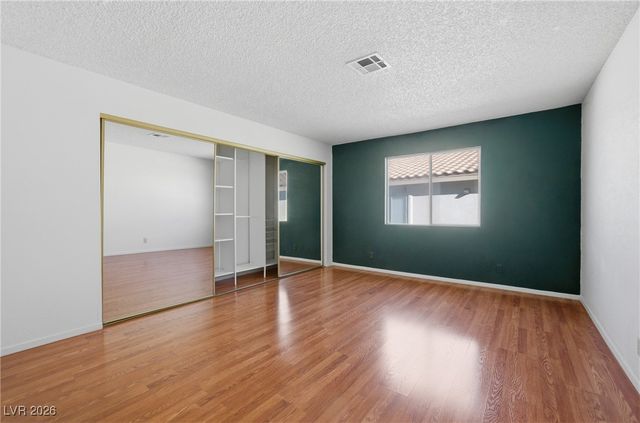 945 Falconhead Lane 201, Las Vegas, NV 89128