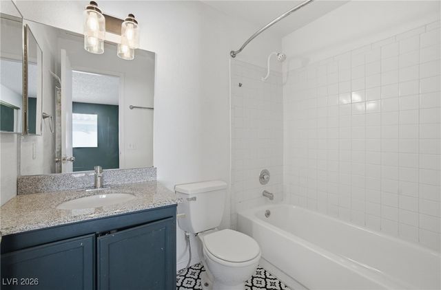 945 Falconhead Lane 201, Las Vegas, NV 89128