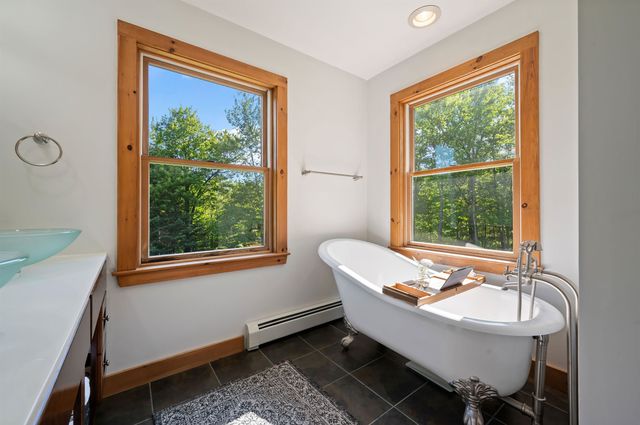 1 Messer Road, Wilmot, NH 03287