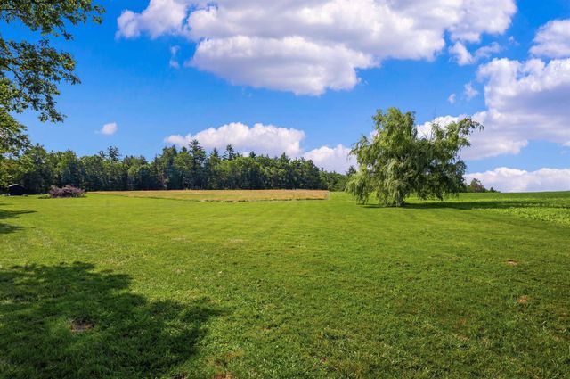 1 Messer Road, Wilmot, NH 03287