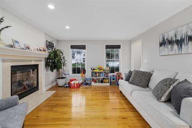 17 Millers Brook Drive, Cumberland, RI 02864