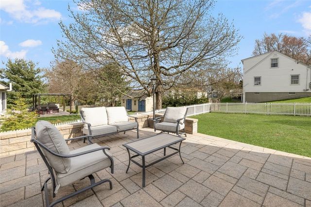 17 Millers Brook Drive, Cumberland, RI 02864