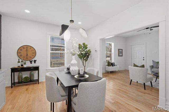 7049 Melrose Avenue, University City, MO 63130