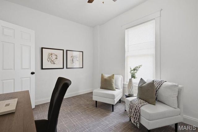 7049 Melrose Avenue, University City, MO 63130