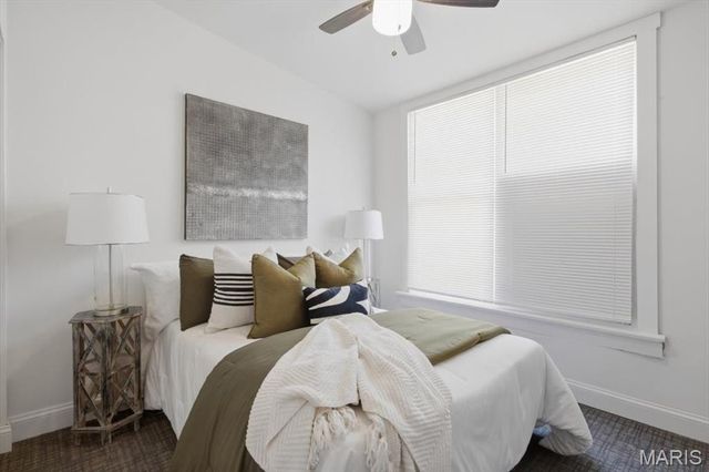 7049 Melrose Avenue, University City, MO 63130