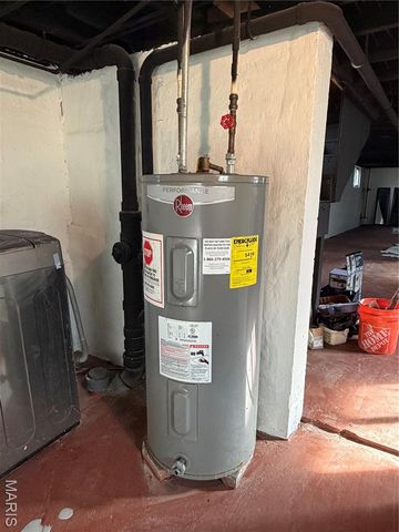 7049 Melrose Avenue, University City, MO 63130