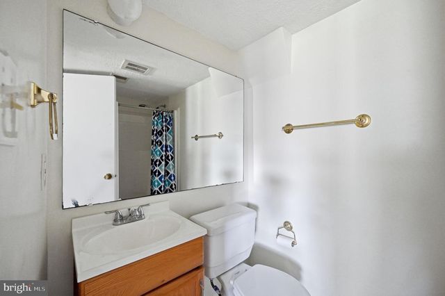 6251 PARALLEL LN, Columbia, MD 21045