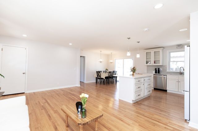 107 Maureen Dr, Hendersonville, TN 37075