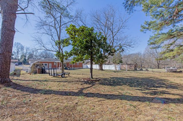 107 Maureen Dr, Hendersonville, TN 37075