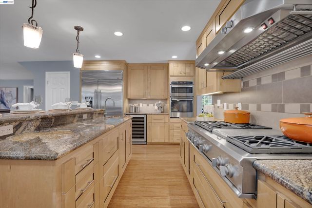 33499 Quail Run Rd, Fremont, CA 94555