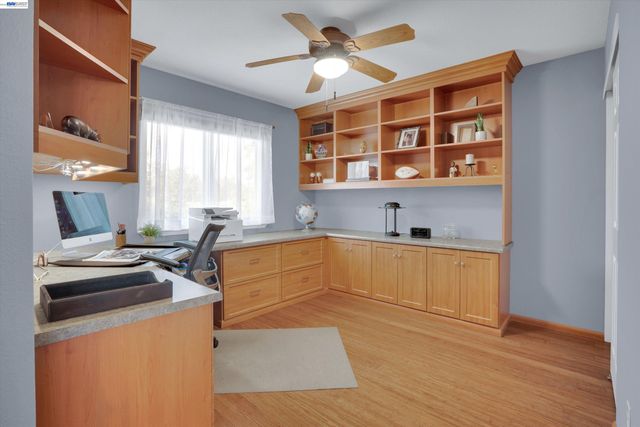 33499 Quail Run Rd, Fremont, CA 94555