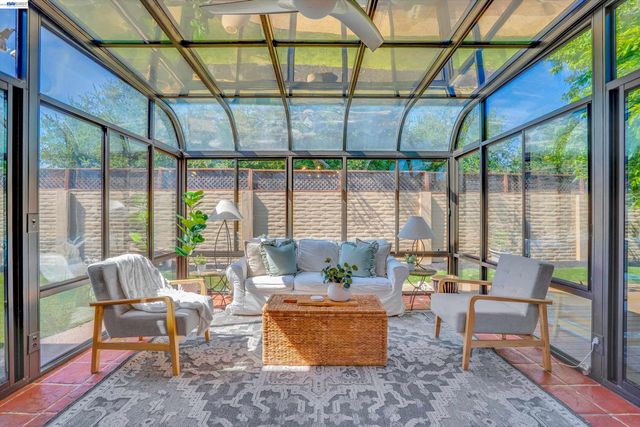 33499 Quail Run Rd, Fremont, CA 94555