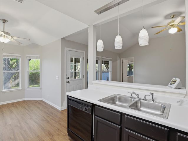 168 Keystone LOOP, Kyle, TX 78640