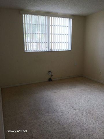 6300 NW 62nd Street 106, Fort Lauderdale, FL 33319