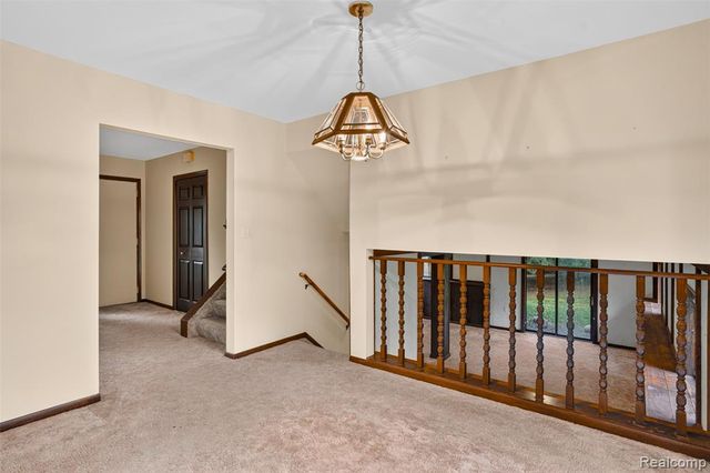 16955 English Road, Manchester, MI 48158