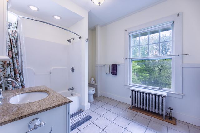 27 Shaker Hill Road, Enfield, NH 03748