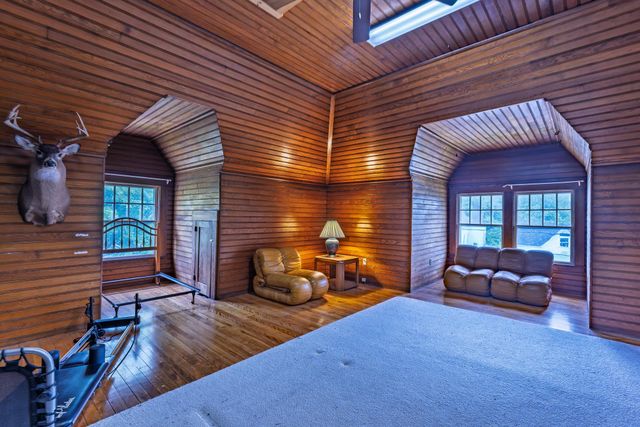 27 Shaker Hill Road, Enfield, NH 03748
