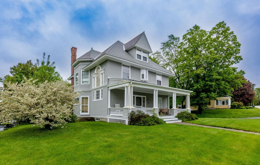 27 Shaker Hill Road, Enfield, NH 03748