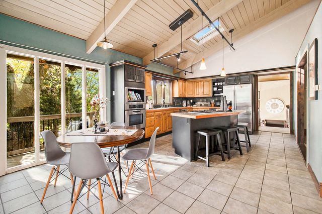 700 Mar-Lawn Drive, Manistee Twp, MI 49660