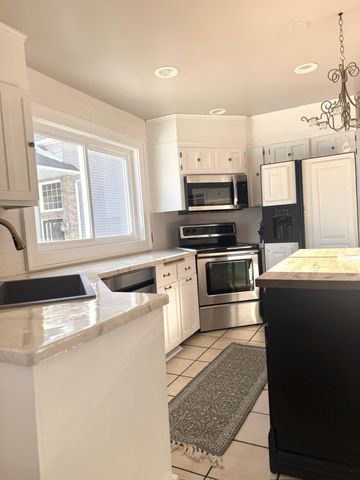 21760 Ideal Avenue N, Forest Lake, MN 55025