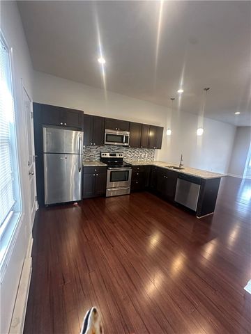109 Sutton Street, Providence, RI 02903