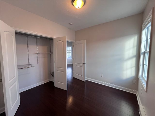 109 Sutton Street, Providence, RI 02903