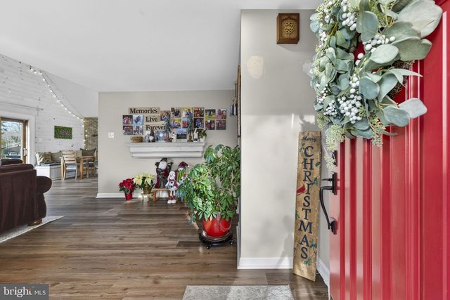 9666 SPRINGS RD, Warrenton, VA 20186