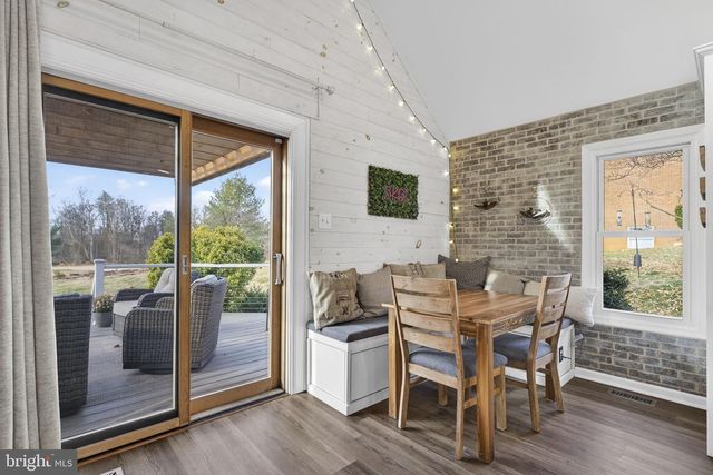 9666 SPRINGS RD, Warrenton, VA 20186