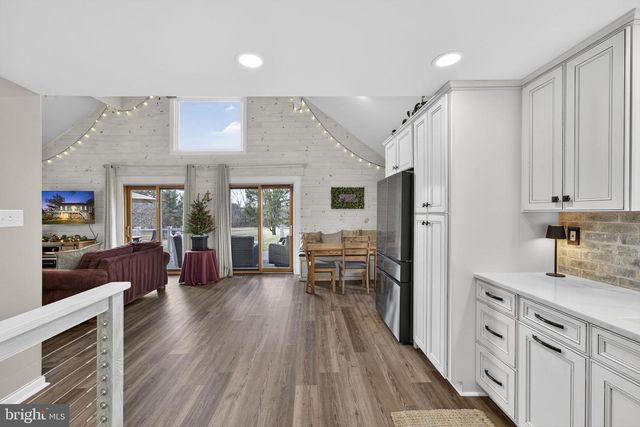 9666 SPRINGS RD, Warrenton, VA 20186